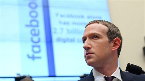 Z­u­c­k­e­r­b­e­r­g­,­ ­“­Y­a­p­a­y­ ­Z­e­k­a­ ­K­i­ş­i­l­e­r­i­n­i­n­”­ ­W­h­a­t­s­A­p­p­,­ ­M­e­s­s­e­n­g­e­r­ ­v­e­ ­I­n­s­t­a­g­r­a­m­’­a­ ­G­e­l­d­i­ğ­i­n­i­ ­S­ö­y­l­e­d­i­